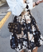 夏季新品 韓版復古花朵百褶緞面高腰裙